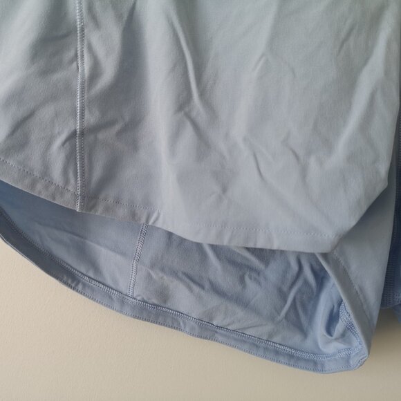 NWT LULULEMON BLEN Light Blue LTWT Speed Up Low Rise 2.5" Lined Shorts 8 - Picture 3 of 8